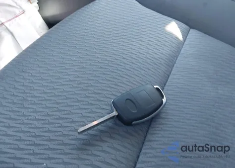 2016 Hyundai Santa Fe Sport 2.4L z USA, uszkodzony, nr VIN 5XYZTDLB3GG311333